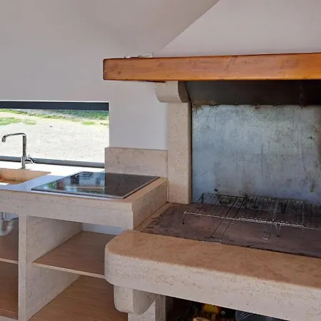 Padova For 12 Persons Near Motovun With 84 M2 Infinity Pool With Panoramic View & Beautiful Garden Villa *